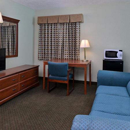Americas Best Value Inn - Seymour Room photo